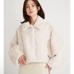 SNIDEL ショートボアコートのサムネイル