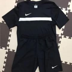 NIKE ナイキ シャツ セットのサムネイル