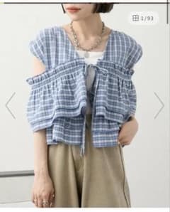 【w closet】マルチWAYフリルブラウスのサムネイル