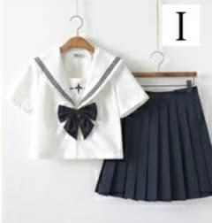 セーラー服のサムネイル