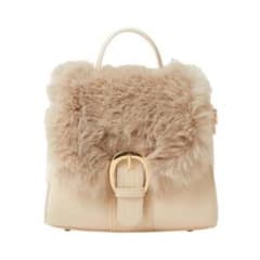 美品】DIANA ファーショルダー マルチWAYバッグ アイボリー - メルカリ