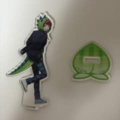 カラフルピーチ じゃぱぱ　アクリルスタンド　ファミマのサムネイル