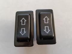 ferrari308QV.308GT4.308GTBi/S用パワーウィンドSW ferrari308QV.308GT4.308GTBi/S用パワーウィンドSW - メルカリ