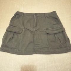 ＊カーキ色　スカート＊　Мサイズのサムネイル