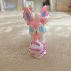 ポケモン　ニンフィア　指人形　フィギュアのサムネイル