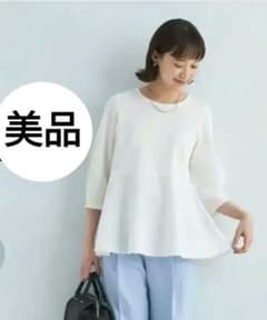 美品　グリーンレーベルリラクシング　サッカーペプラムカットソー　七分袖　白