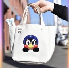 【来場者限定】つば九郎さがら刺繍バッグ　東京ヤクルトスワローズ　神宮球場のサムネイル