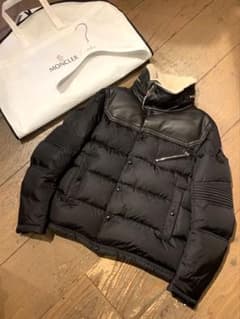 MONCLER LEO モンクレール ダウン ジャケット ボア レザー 正規品 MONCLER LEO モンクレール ダウン ジャケット ボア レザー 正規品