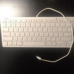 Omars iPad iPhone Lightning Wired Keyboard