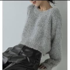 リエディ ラメミックスクロップド丈シャギーニットトップスのサムネイル