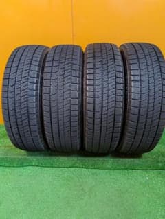 ひ*り様 M74 175/65R15BRIDGESTONEアクア、フィット、スイのサムネイル