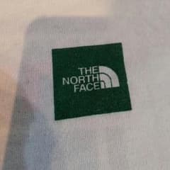 THE NORTH FACE プリントTシャツのサムネイル