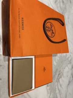 HERMES カードケース ヴォーエプソン ベージュ系 - メルカリ