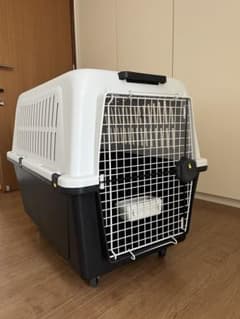 【美品】ペットキャリー キャスター付き ゲージ ペットハウス 飛行機のサムネイル