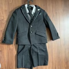 フォーマルスーツのサムネイル