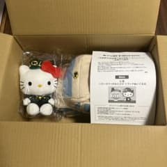 ヤマト運輸 ハローキティ おとどけトラックぬいぐるみ - メルカリ