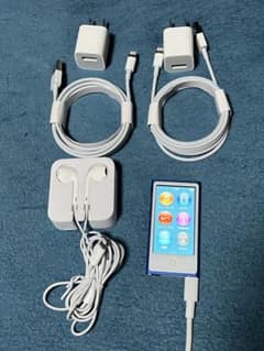 iPod nano(ブルー) + アクセサリーセットのサムネイル