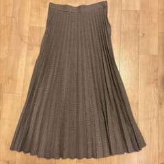 ZARA ブラウン系チェック プリーツロングスカートのサムネイル