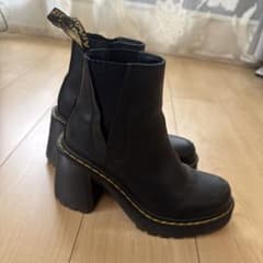 UK4 Dr. Martens サイドゴアブーツ 厚底 ヒールのサムネイル