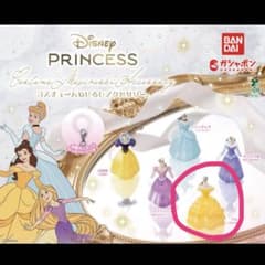 ディズニープリンセス めじるしアクセサリー ベル ガチャのサムネイル