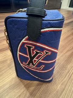 LOUIS VUITTON ルイヴィトン NBAコラボ クローク ドップ・キット LOUIS VUITTON ルイヴィトン NBAコラボ クローク ドップ・キット