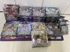 遊戯王　廃盤BOXまとめ売りのサムネイル