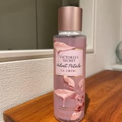 victoria's secret ボディ ミストのサムネイル
