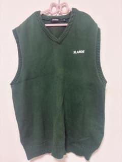 XLARGE Vネック ニットベスト グリーンのサムネイル