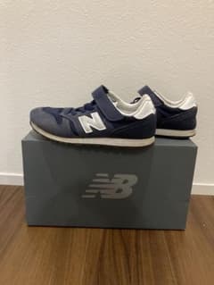 New Balance 23cm 紺　ネイビー　キッズのサムネイル
