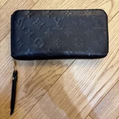 LOUIS VUITTON モノグラム アンプラント 長財布　ジッピー　値下げのサムネイル