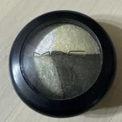 MAC ミネラライズアイシャドウ イン ザ メドウのサムネイル