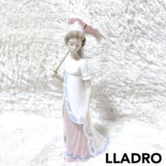 【希少】【美品】　リヤドロ　ベニスの女性　傘をもった女性 パラソル 希少】【美品】 リヤドロ ベニスの女性 傘をもった女性 パラソル