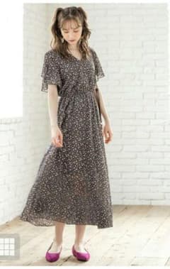 グレイル　小花柄フレアワンピースのサムネイル