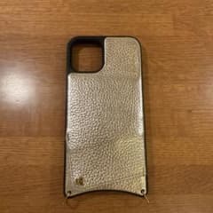 ゴールドレザー iPhoneケース ストラップ付き BANDOLIERのサムネイル