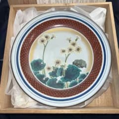 ★専用★芸術院会員　武腰敏昭　色絵九谷　石蕗の図　飾皿　絵皿 ☆専用☆芸術院会員 武腰敏昭 色絵九谷 石蕗の図 飾皿 絵皿 - メルカリ