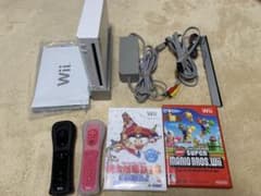 Wii本体(リモコン2個)  ソフト2点 セット(桃鉄/マリオ)のサムネイル