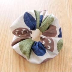 シュシュ＊　丸いサボテン　茶のサムネイル