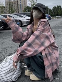 ピンク チェック柄 長袖シャツのサムネイル