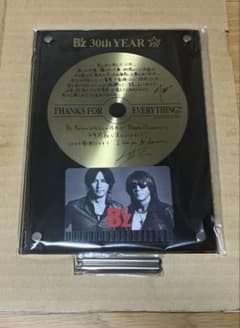 B'z 30周年記念品 ゴールドディスクプレート - メルカリ