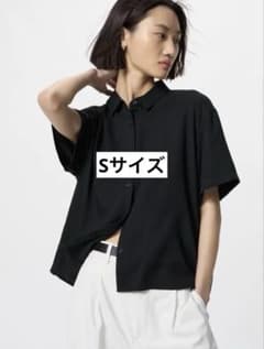 UNIQLO レーヨンブラウス ブラック Sサイズのサムネイル