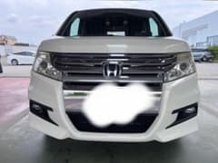 ホンダ ステップワゴン スパーダ ホワイトのサムネイル