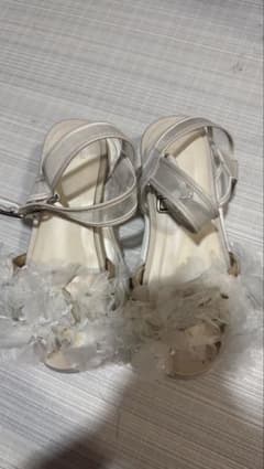 厚底 フラワーモチーフ ストラップサンダルのサムネイル
