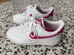 NIKE エアフォース1 '07 25.0cm ホワイト ピンクのサムネイル