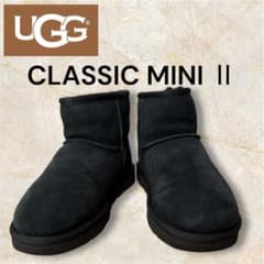 UGG CLASSIC MINI II ブラック 8のサムネイル