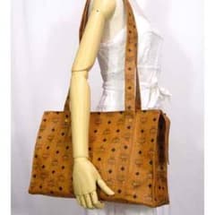 美品♡MCMトートバックのサムネイル