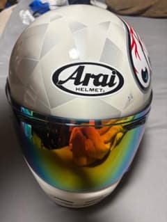 Arai RAPIDE-NEO UMAホワイトフルフェイスヘルメット。 - メルカリ