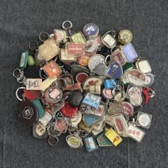 3】フレンチ ヴィンテージキーホルダー 100個 まとめ売り - メルカリ