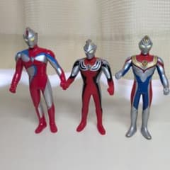 値下げ！ウルトラマン ソフビフィギュア 3体セットのサムネイル