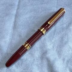 ペ*ン様 プラチナ万年筆#3776 ペン先14K(極細) ギャザード ボルドー