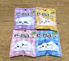 e-ma のど飴 ちいかわ4種セットのサムネイル